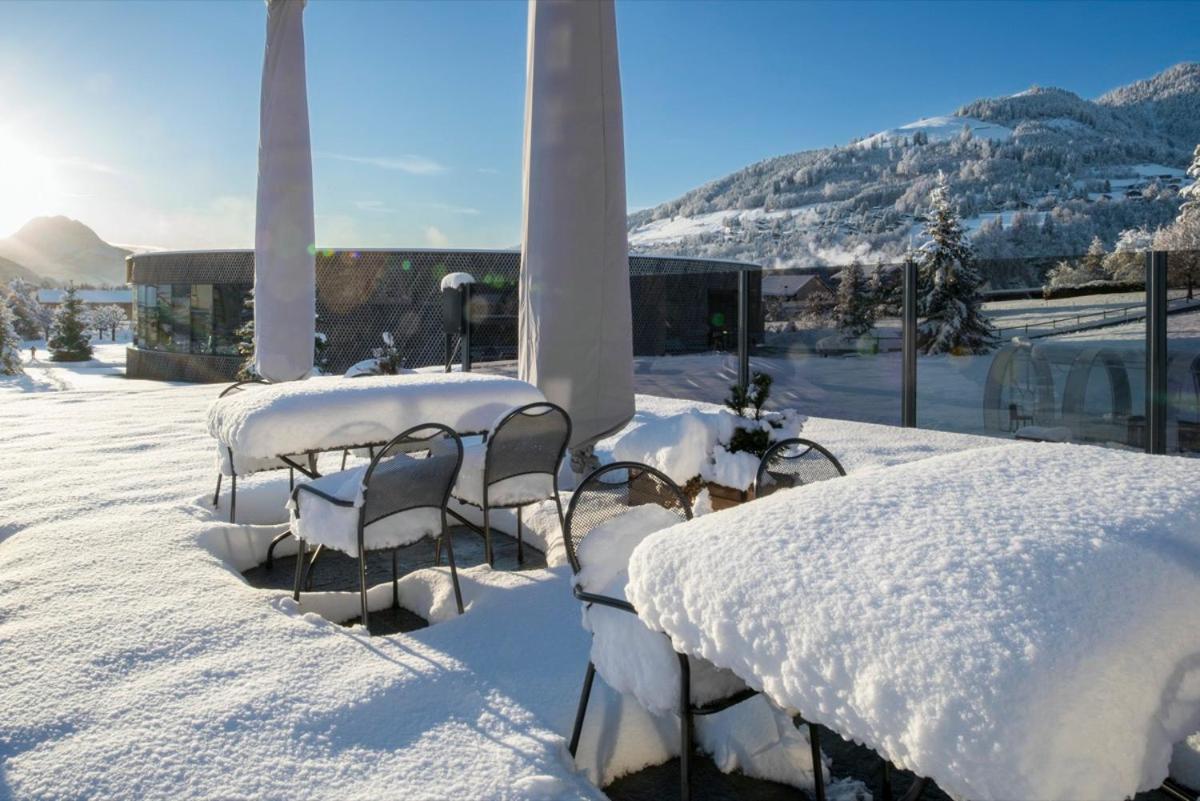 Hotel Cailler & Bains De La Gruyere Charmey Exterior foto